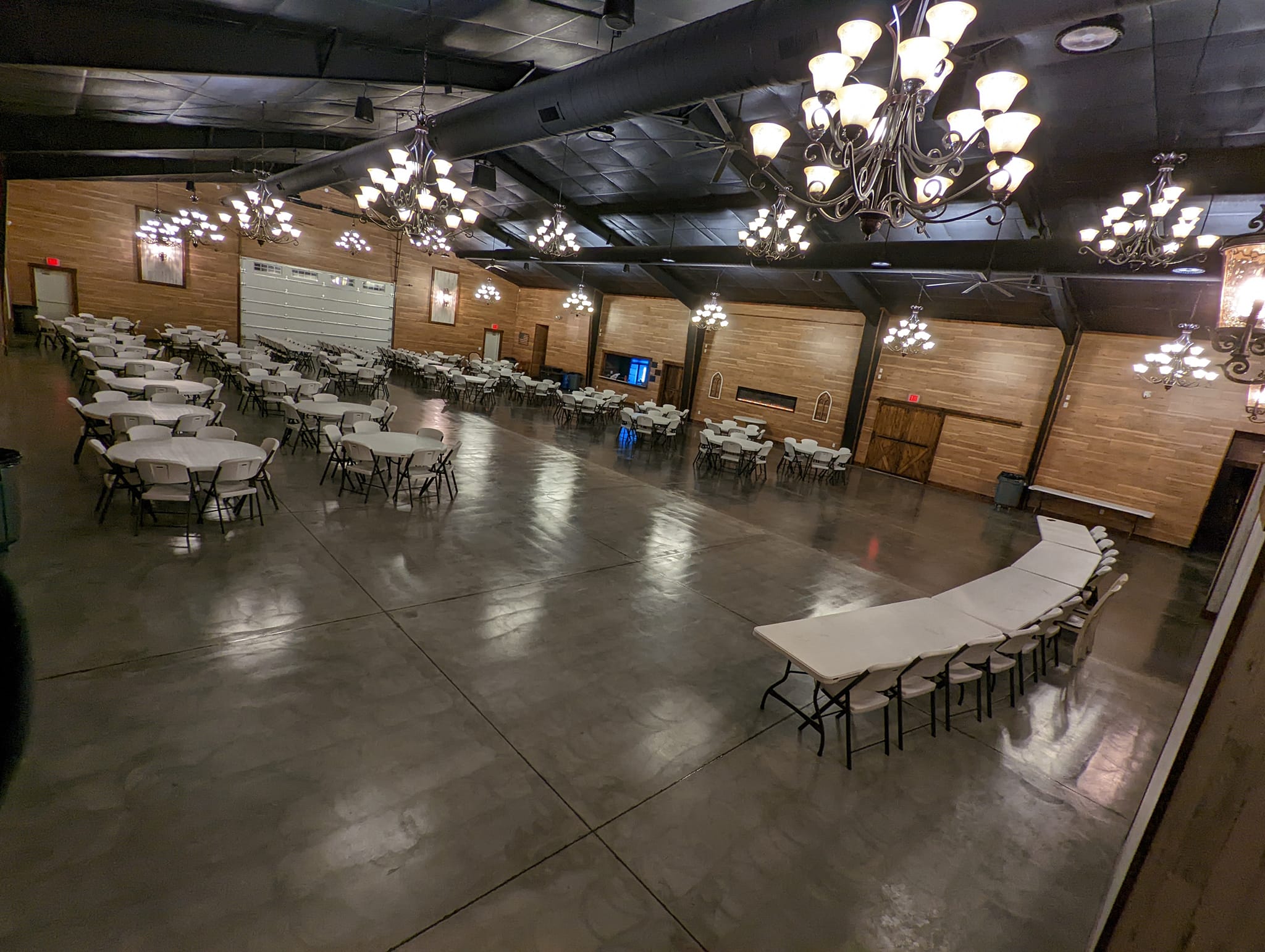 Midnight Ranch LLC Kansas Wedding Venues