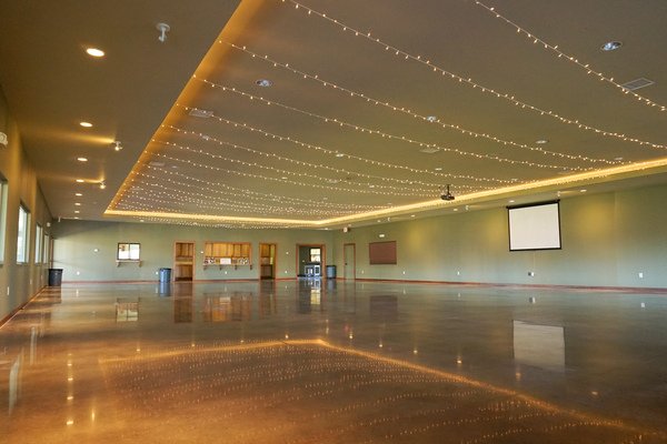 tanganyika wildlife park weddings event venue