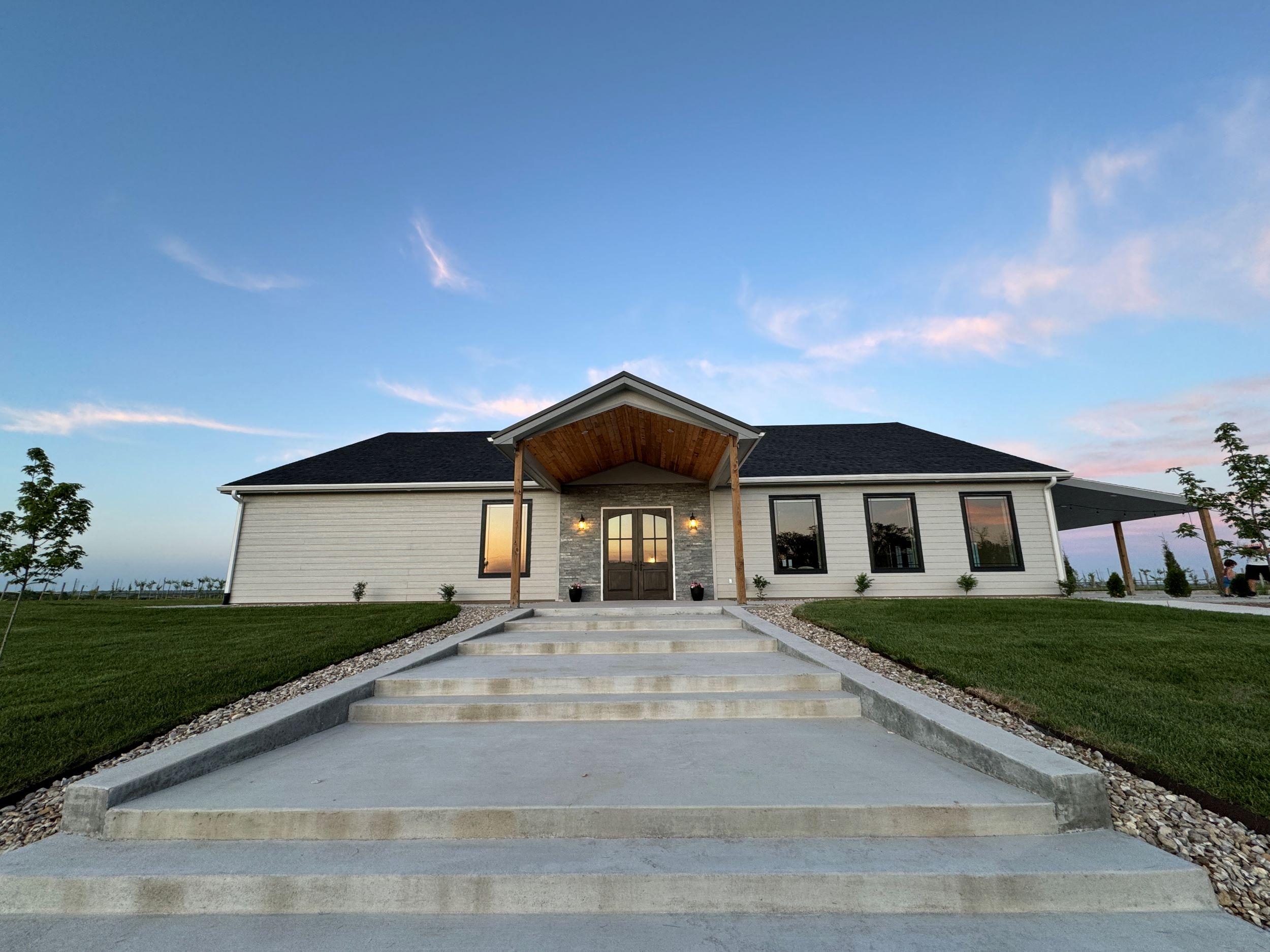 divine venue kansas weddings